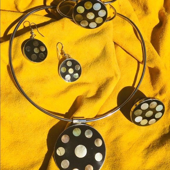 5 Piece Necklace Earring Bracelet Ring Set Abalone - Picture 8 of 8